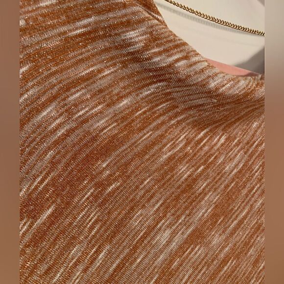 Self E EUC orange/cream metallic low back with gold chain long sleeve Size M - Picture 2 of 9